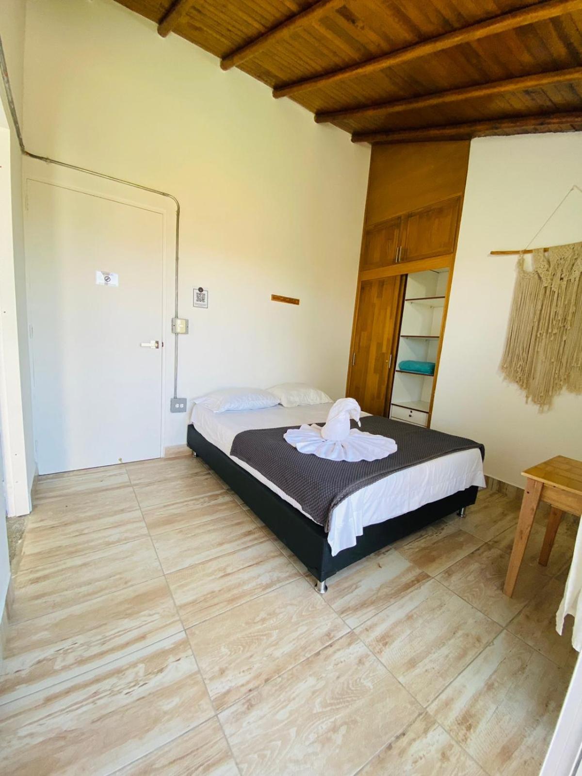 La Madriguera Hotel กัวตาเป ภายนอก รูปภาพ
