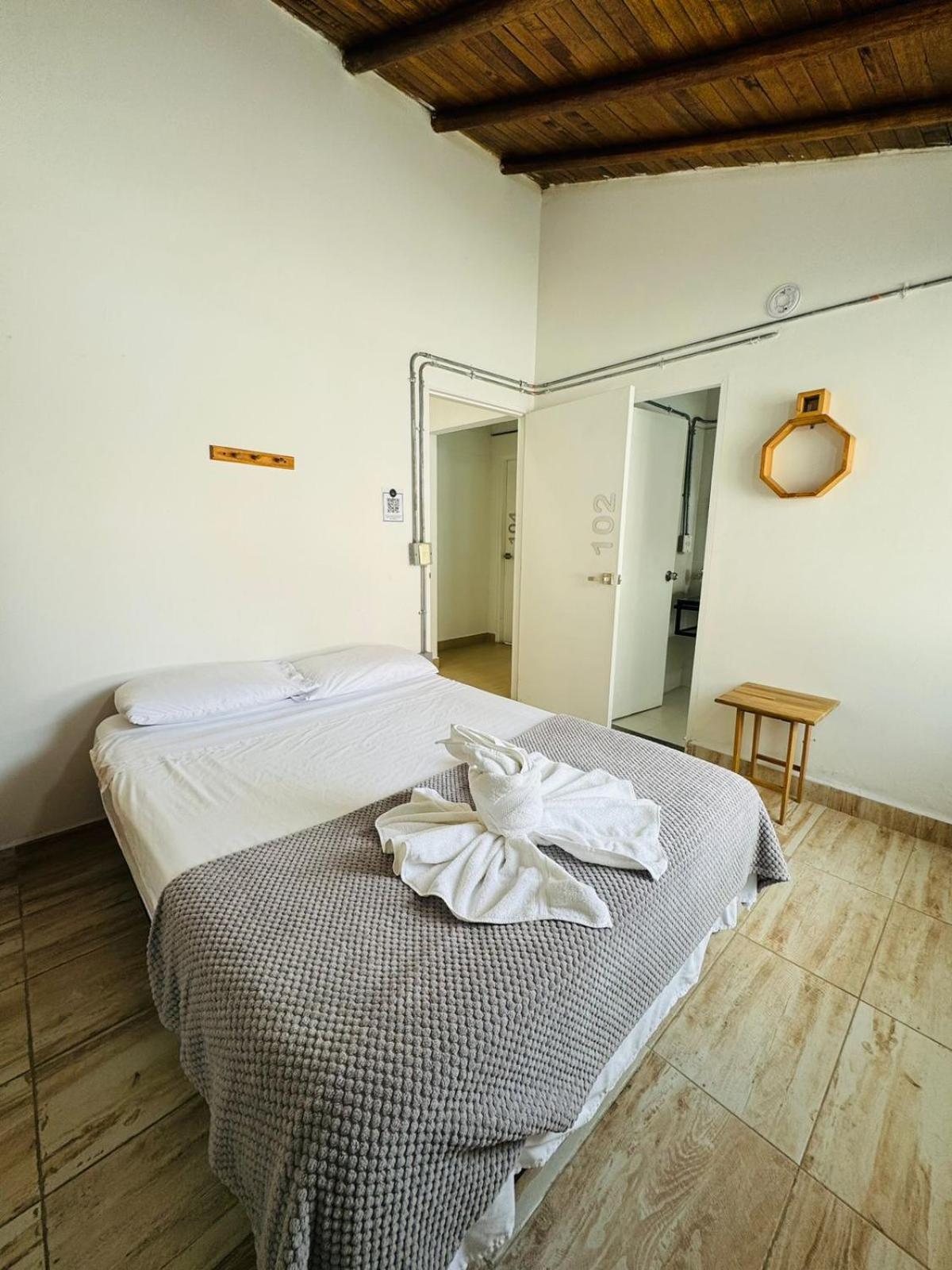 La Madriguera Hotel กัวตาเป ภายนอก รูปภาพ